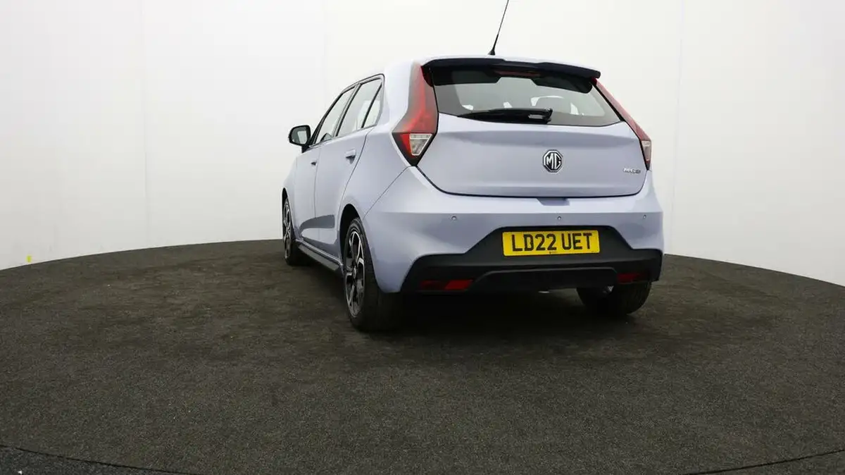 2022-mg-mg3-15-vti-tech-exclusive-nav-big-23