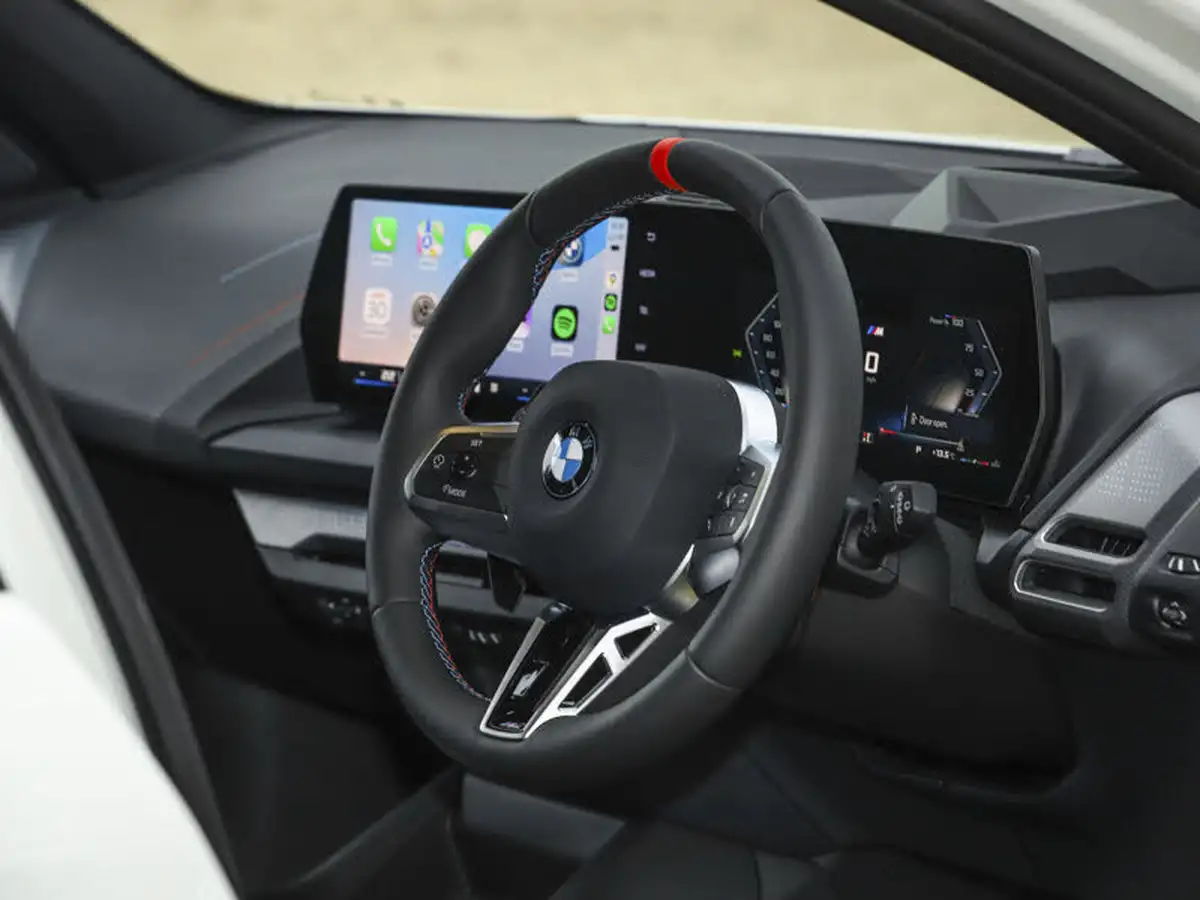 2024-bmw-1-series-20-m-135-xdrive-big-15