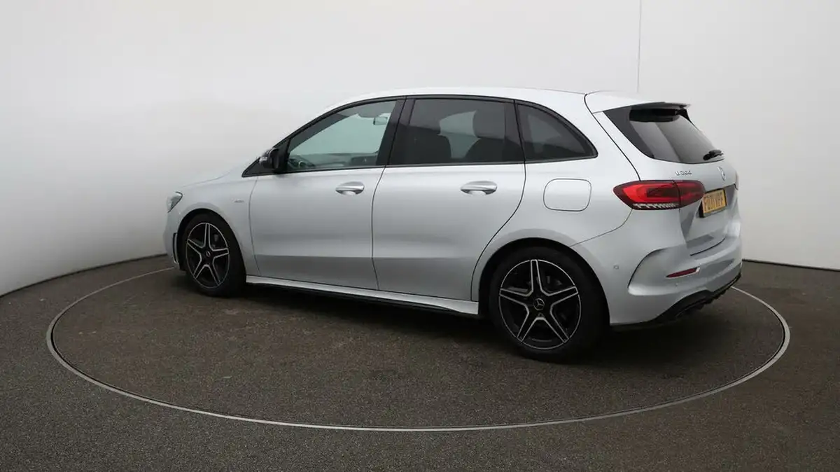 2022-mercedes-benz-b-class-13-b200-amg-line-premium-edition-big-29