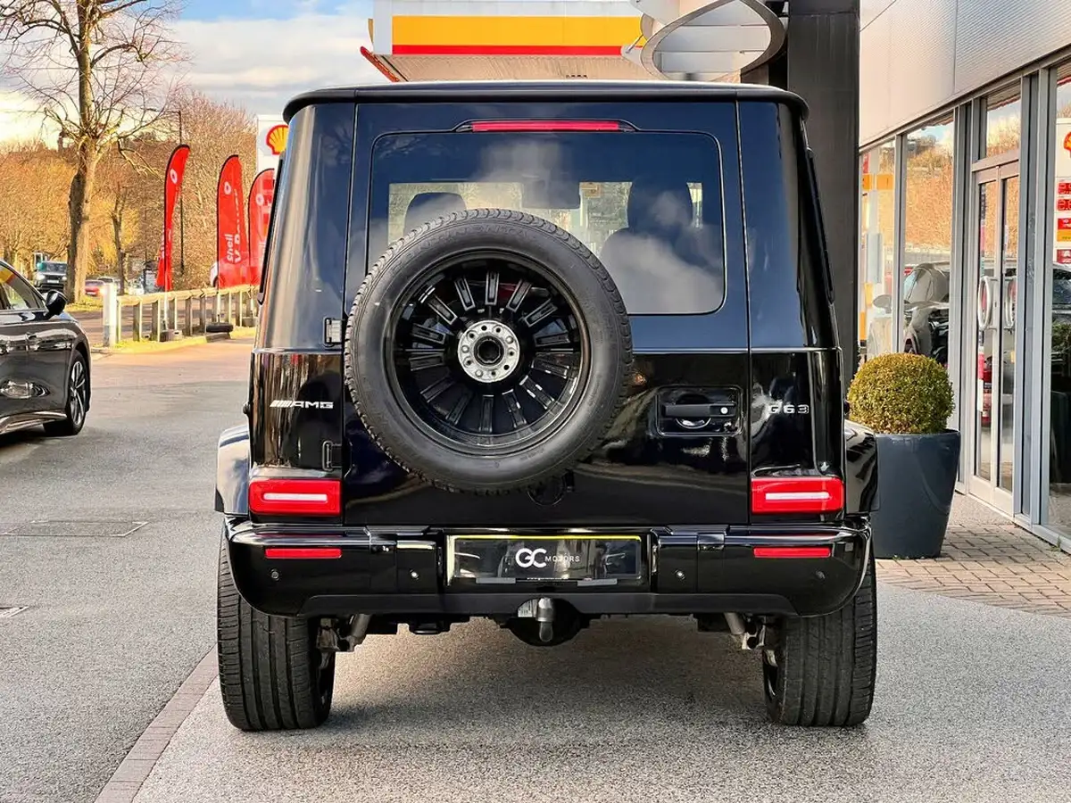 2021-mercedes-benz-g-class-40-g63-amg-big-8