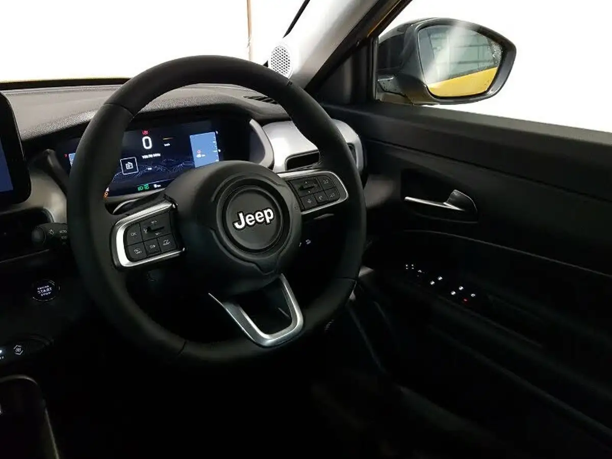 2025-jeep-avenger-12-gse-summit-big-9
