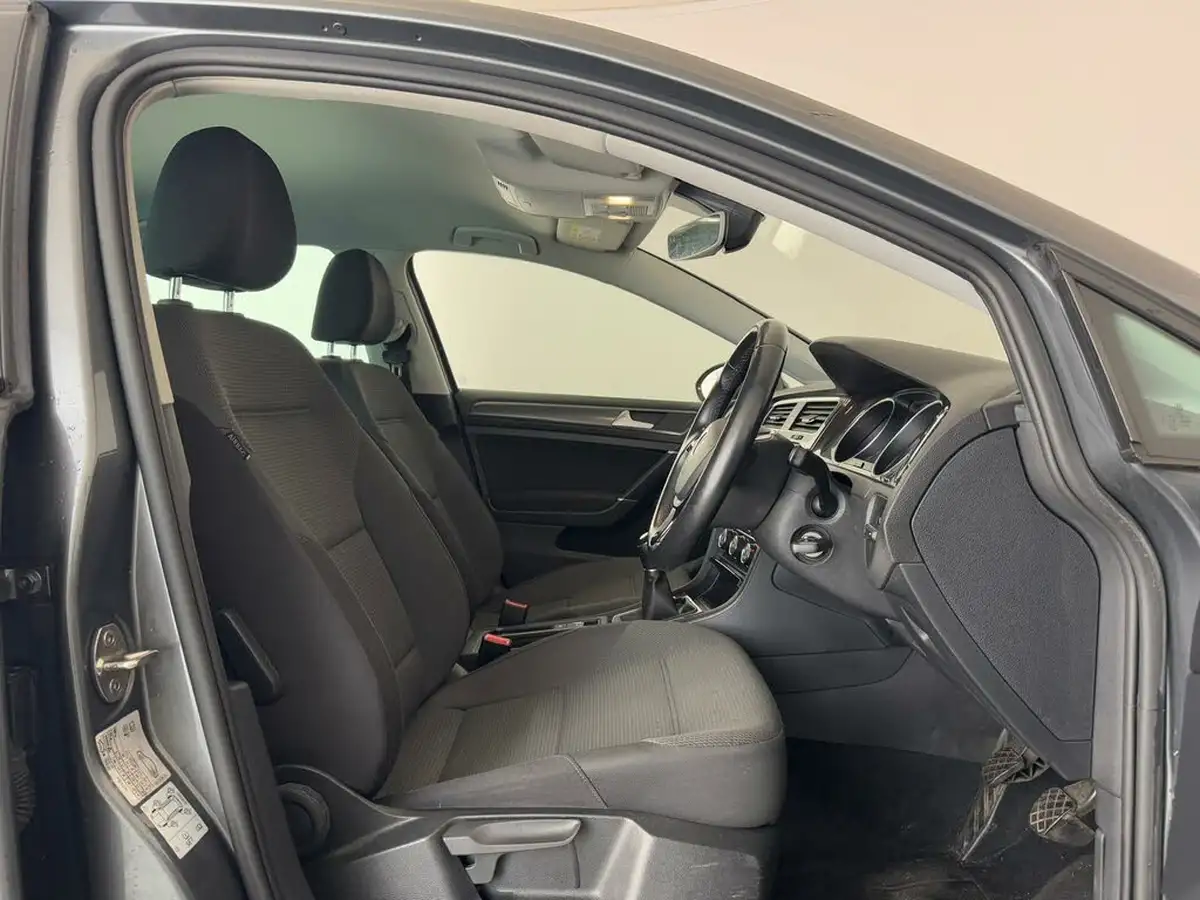 2019-volkswagen-golf-16tdi-match-hatchback-5d-big-23