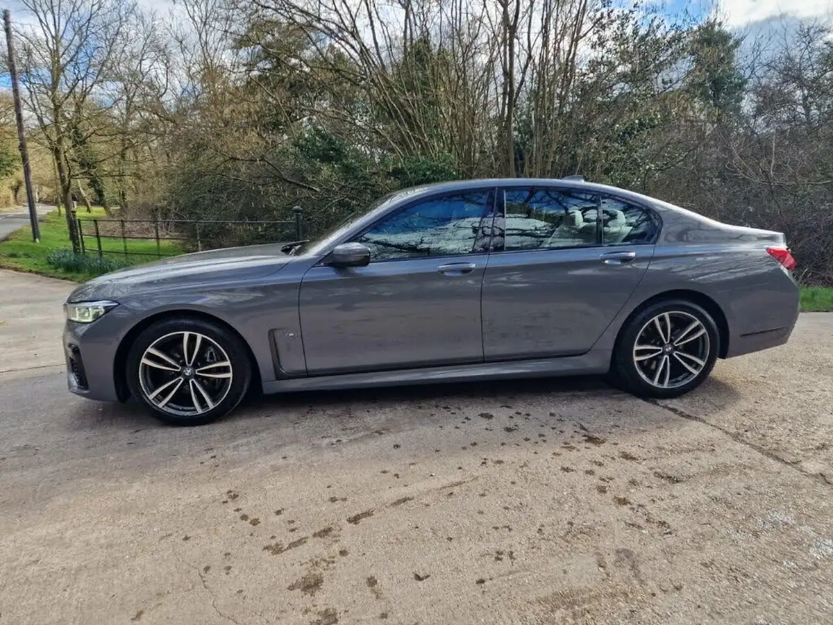 2022-bmw-7-series-30td-730d-m-sport-big-7