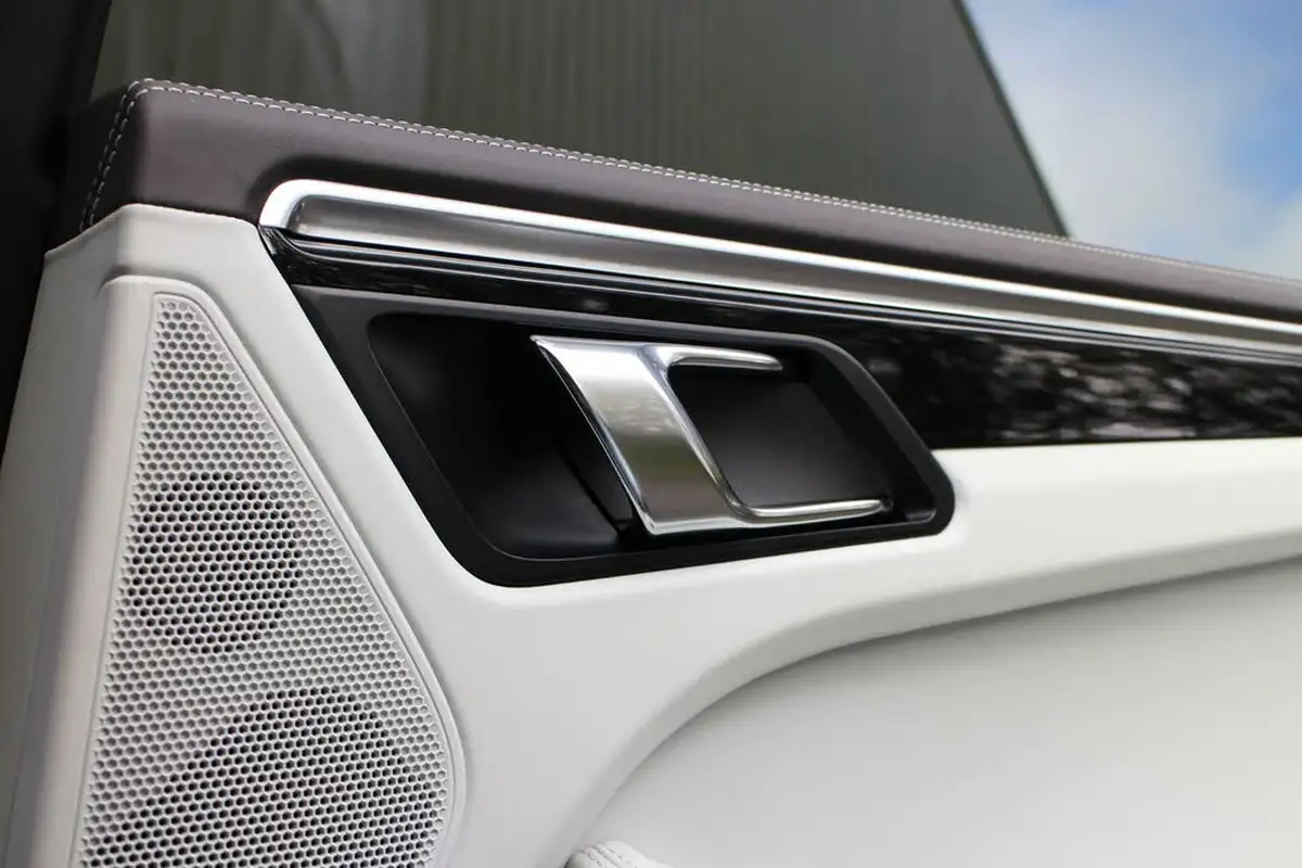 2016-porsche-macan-30td-s-big-65