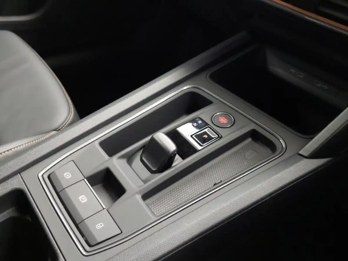 2024-cupra-formentor-15-tsi-v2-dsg-big-16
