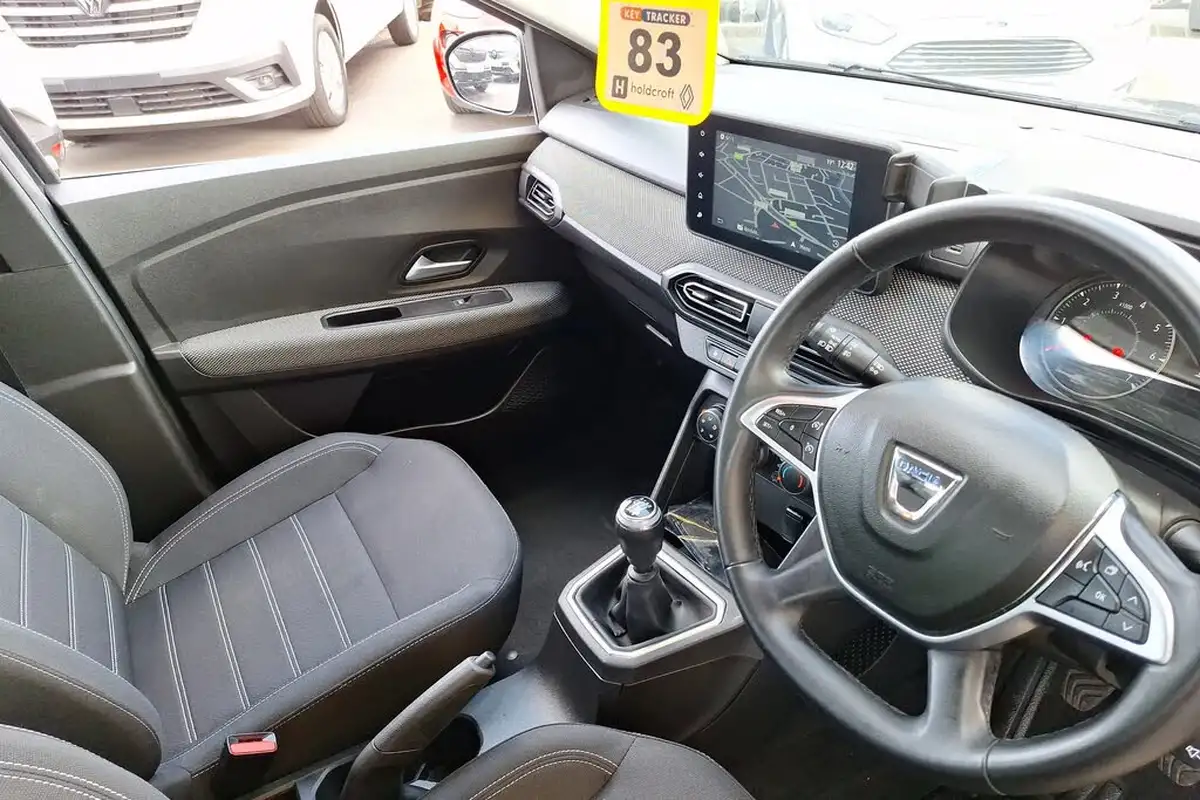 2021-dacia-sandero-10-tce-comfort-90bhp-big-11