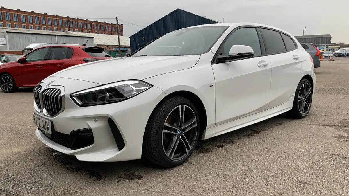 2022-bmw-1-series-15-118i-m-sport-lcp-big-42