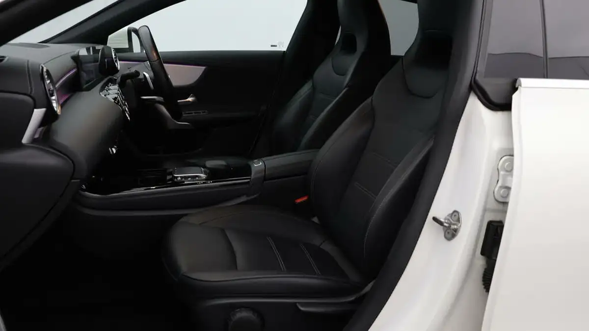 2022-mercedes-benz-cla-13-cla-180-amg-line-premium-shooting-brake-5d-big-13