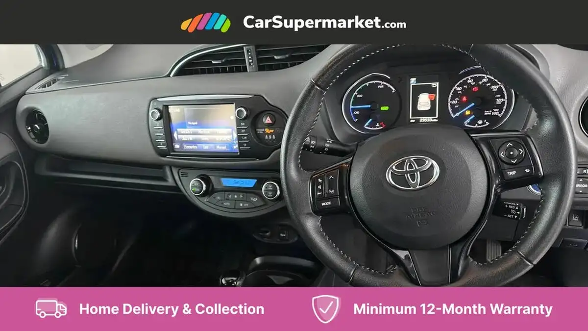 2017-toyota-yaris-15-vvt-i-icon-tech-98bhp-hybrid-1497cc-e-cvt-big-13