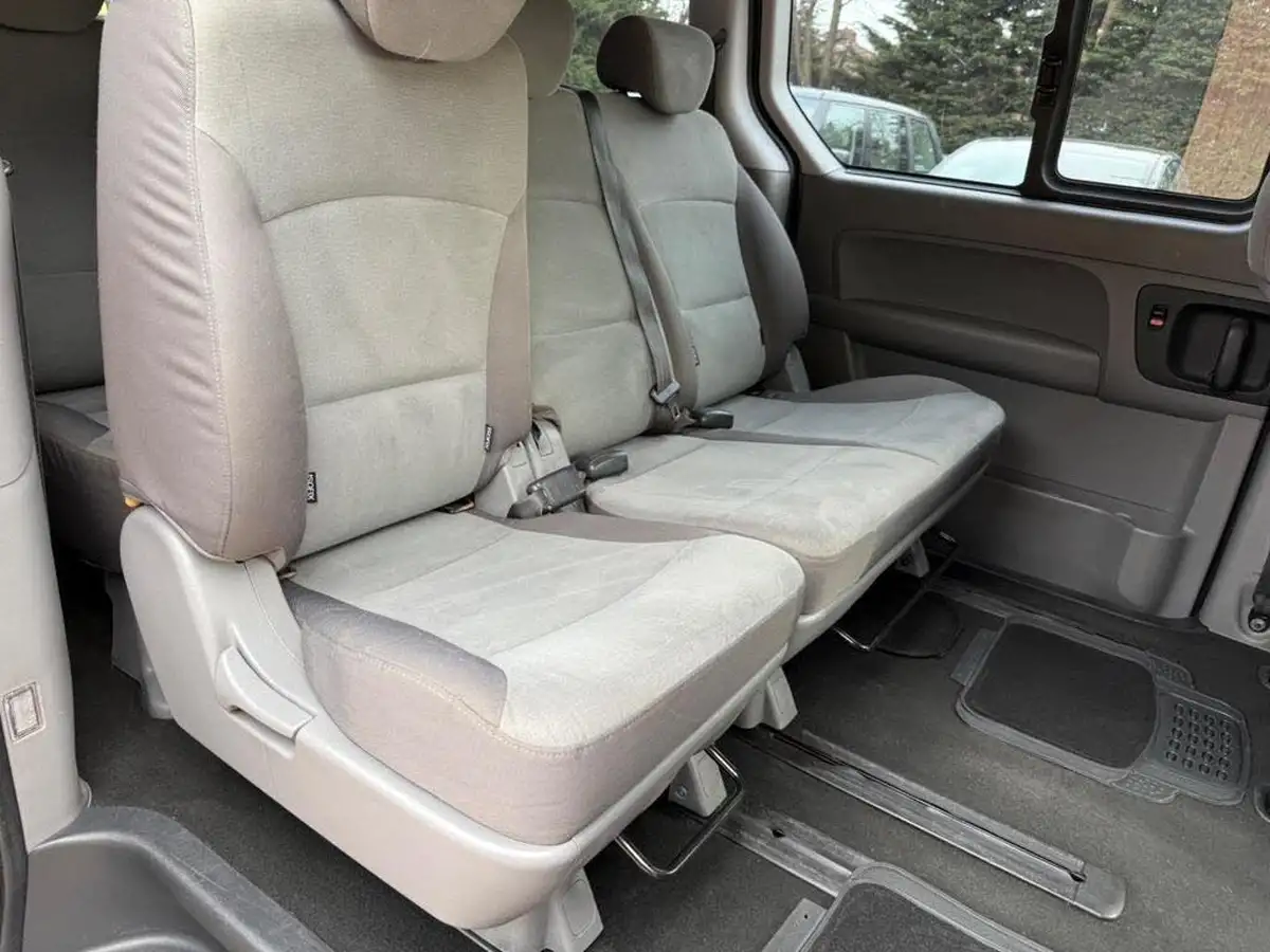 2012-hyundai-i800-25td-style-25crdi-170ps-auto-big-19