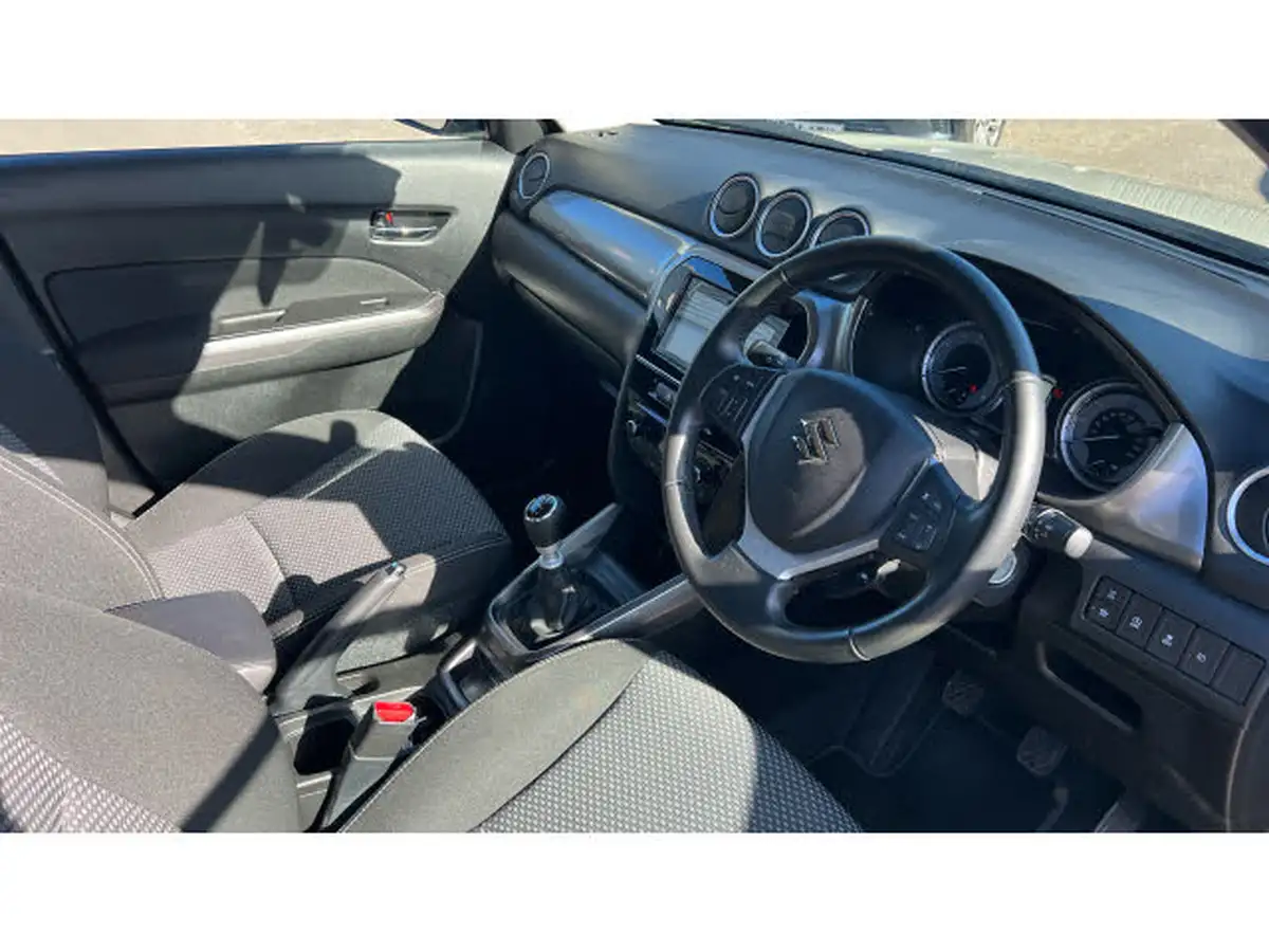 2020-suzuki-vitara-14-boosterjet-sz-t-129ps-mild-hybrid-big-8