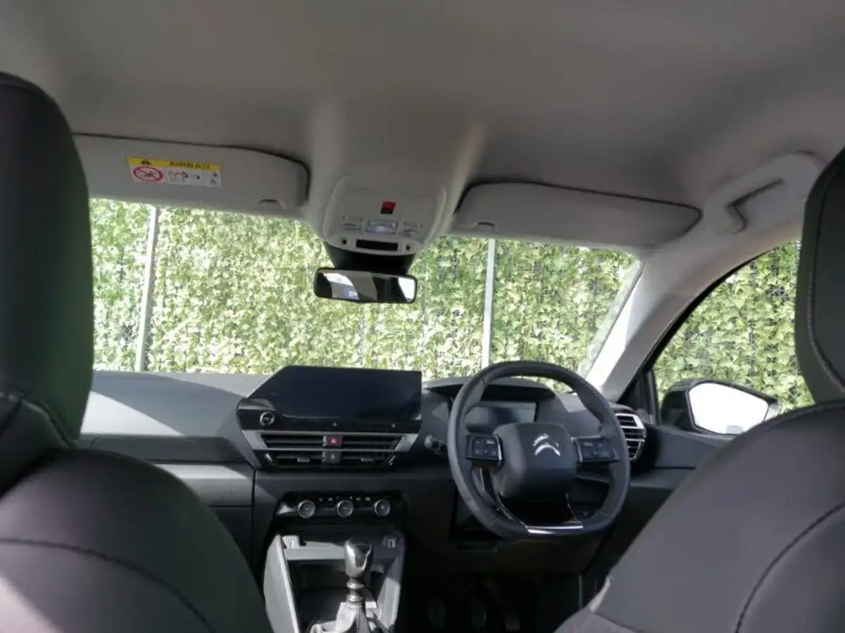 2023-citroen-c4-12-puretech-sense-big-2