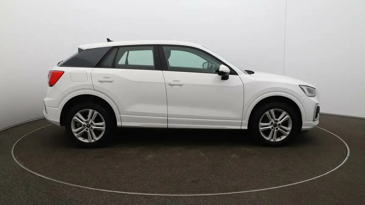 2022-audi-q2-15-35-tfsi-sport-s-tronic-big-40