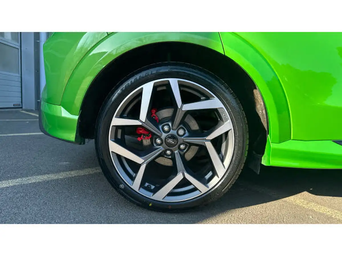 2023-ford-puma-suv-15-st-big-6
