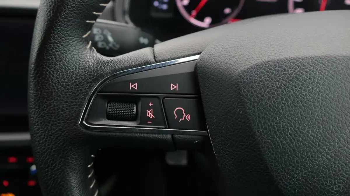 2019-seat-arona-10-tsi-xcellence-lux-ss-dsg-big-23