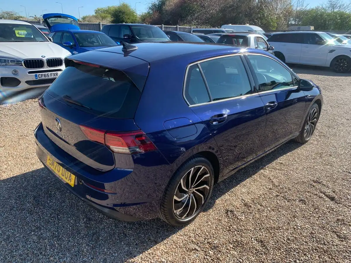 2020-volkswagen-golf-15-tsi-life-150ps-hatchback-big-6
