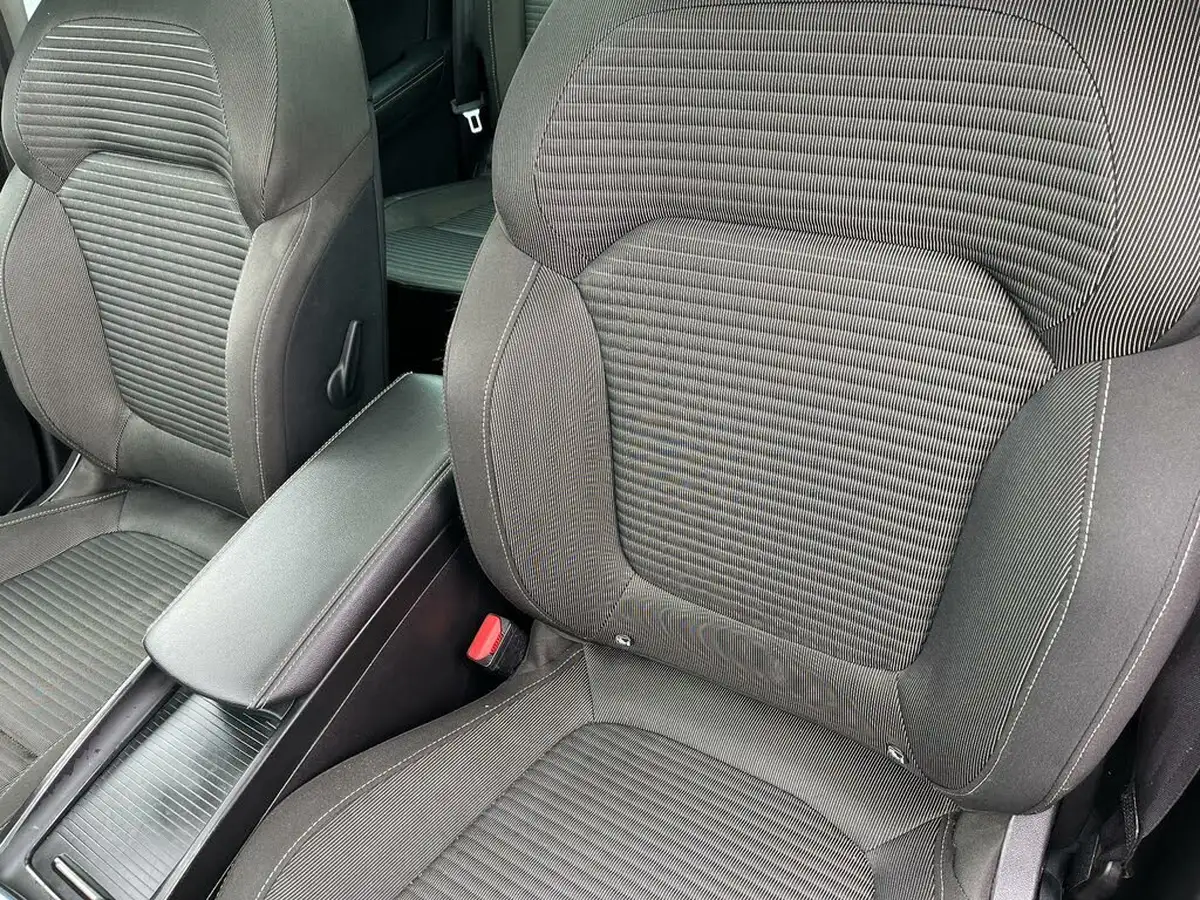 2019-renault-grand-scenic-13-tce-iconic-big-39