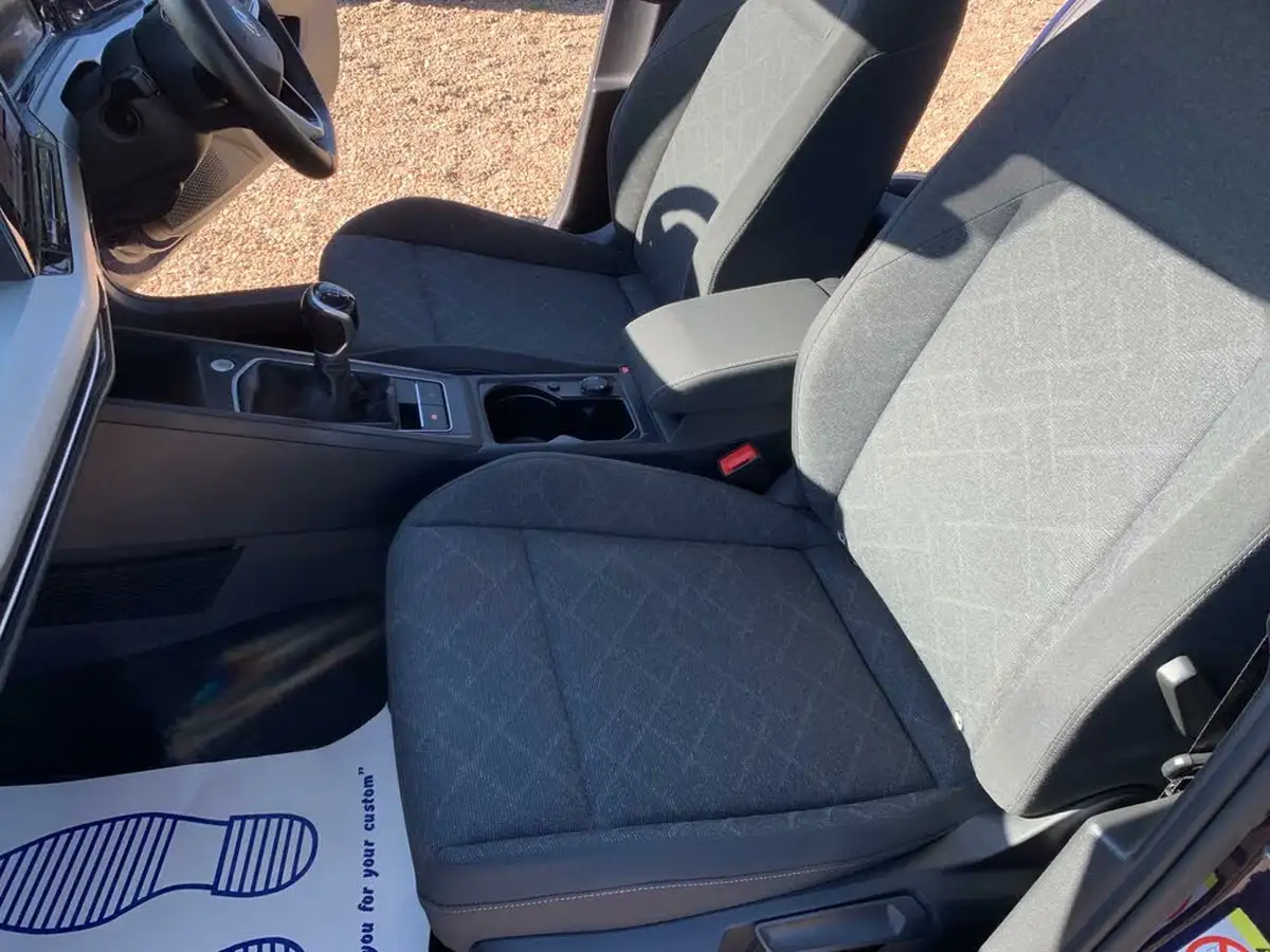 2020-volkswagen-golf-15-tsi-life-150ps-hatchback-big-30