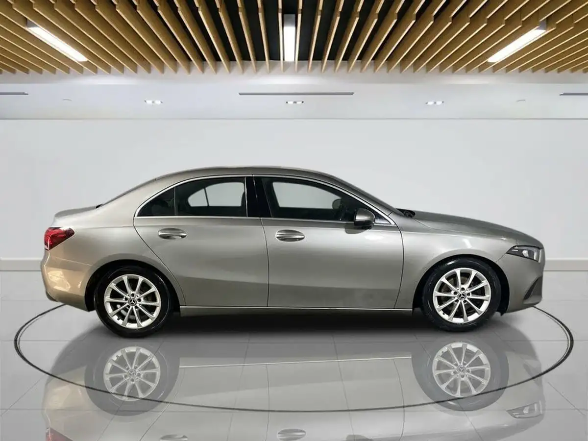 2020-mercedes-benz-a-class-13-a200-sport-saloon-4d-big-8