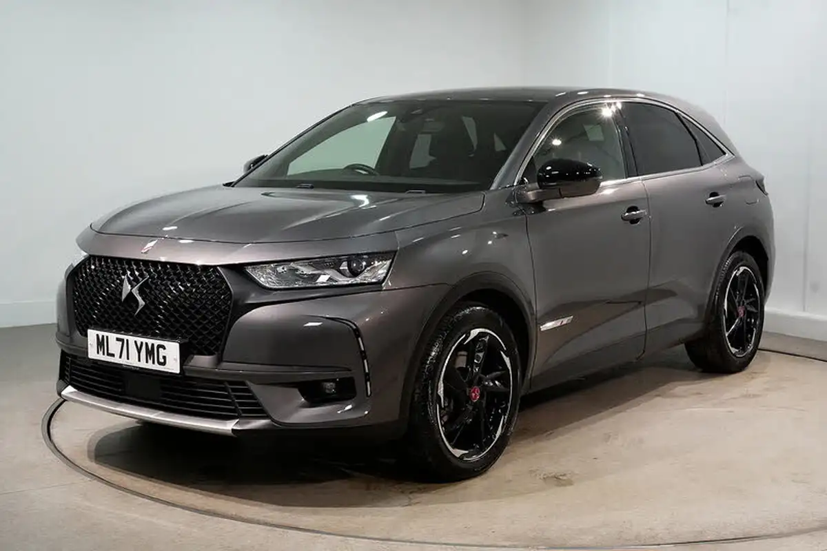 2021-ds-ds-7-crossback-e-tense-performance-line-225ps-big-5