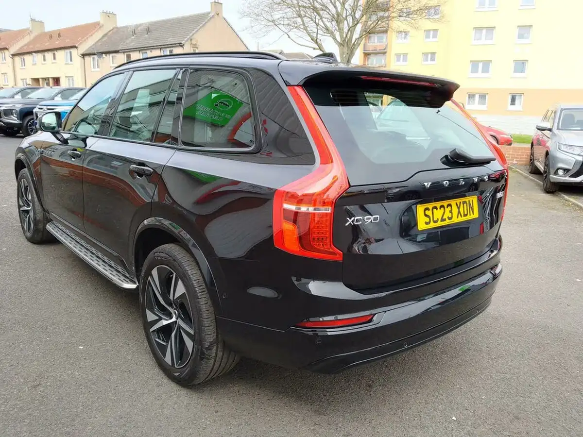 2023-volvo-xc90-20td-b5-plus-big-4