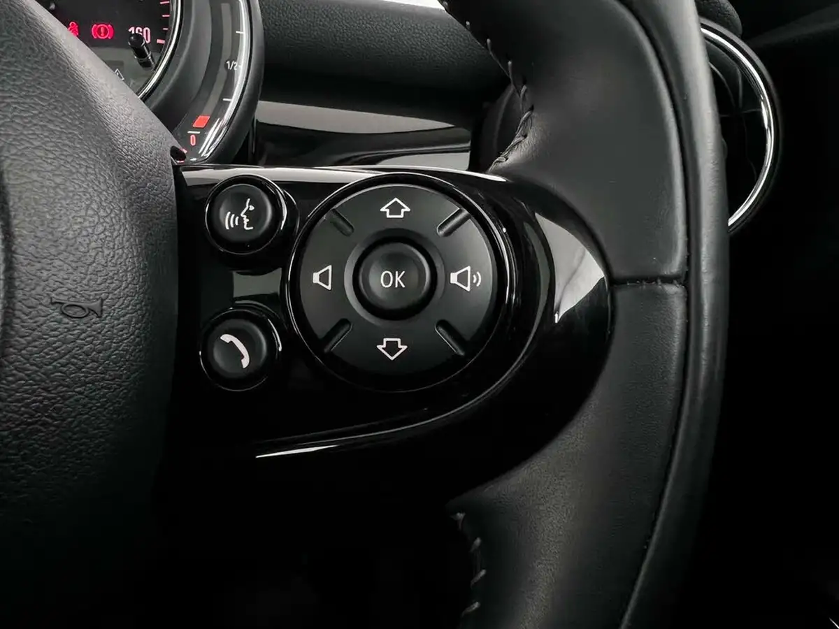2020-mini-cooper-15-cooper-exclusive-hatchback-5d-auto-big-18