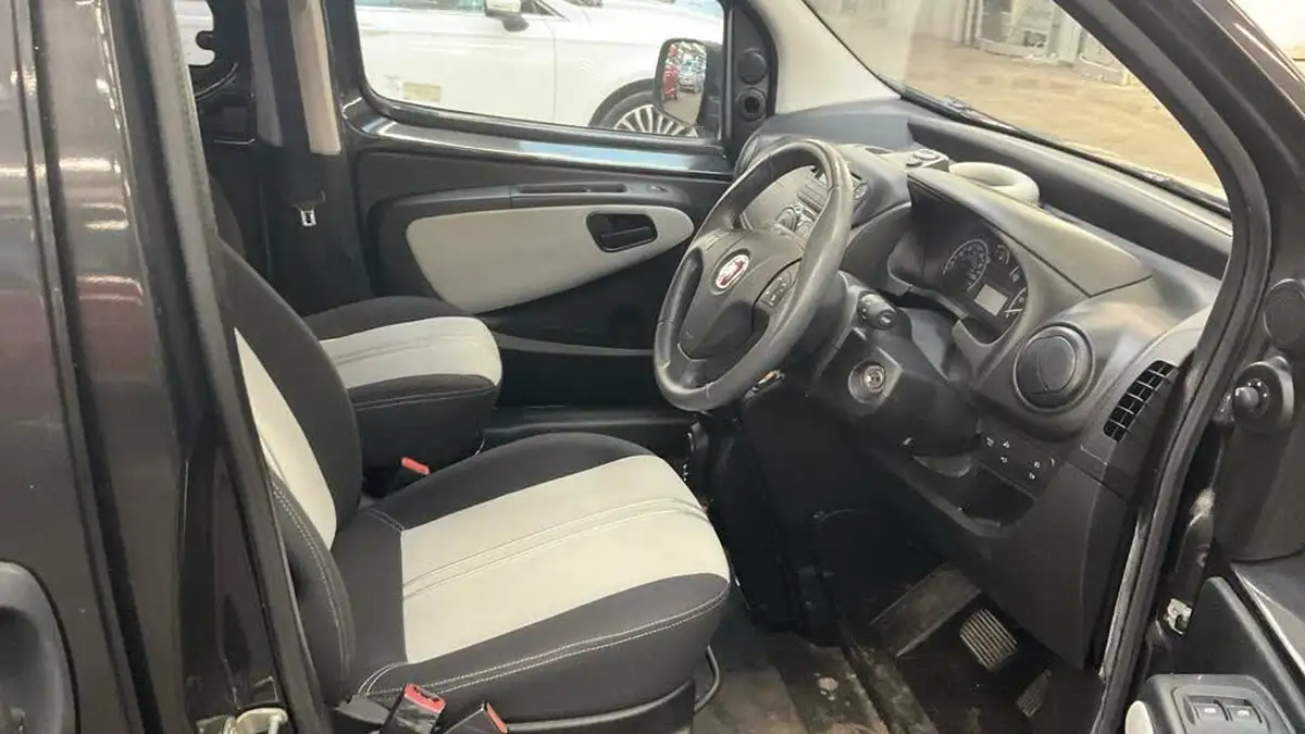 2013-fiat-qubo-13td-mylife-75bhp-dualogic-big-9