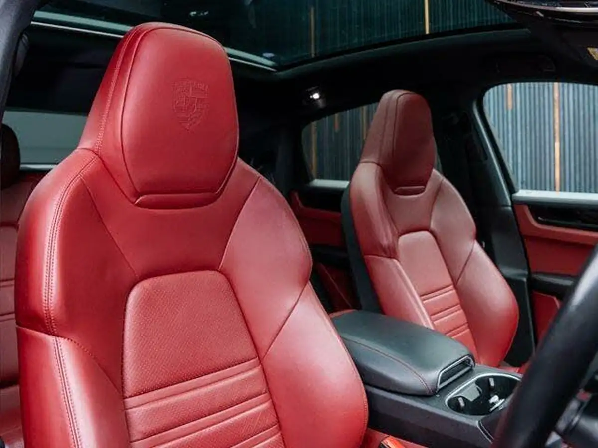 2021-porsche-cayenne-30-v6-coupe-big-24