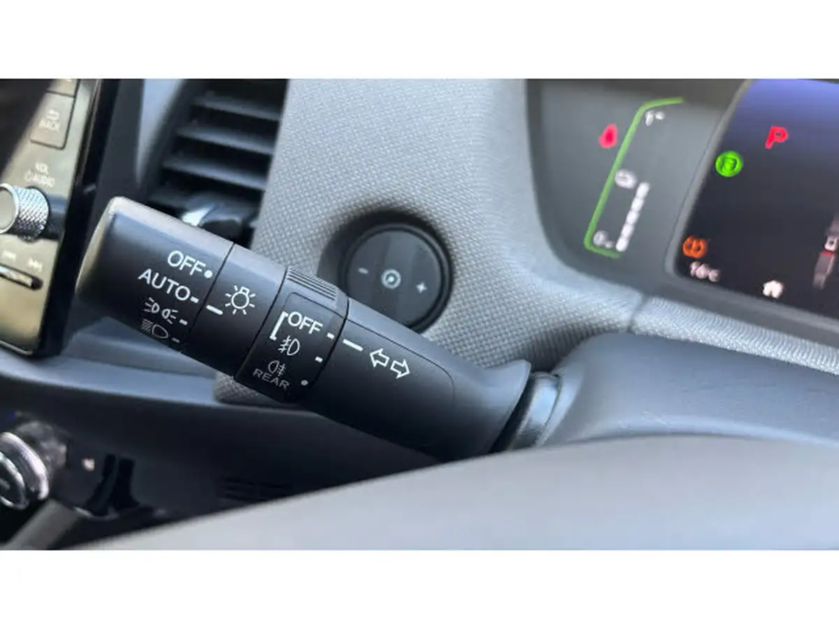 2021-honda-jazz-15-i-mmd-crosstar-ex-109ps-two-tone-big-26