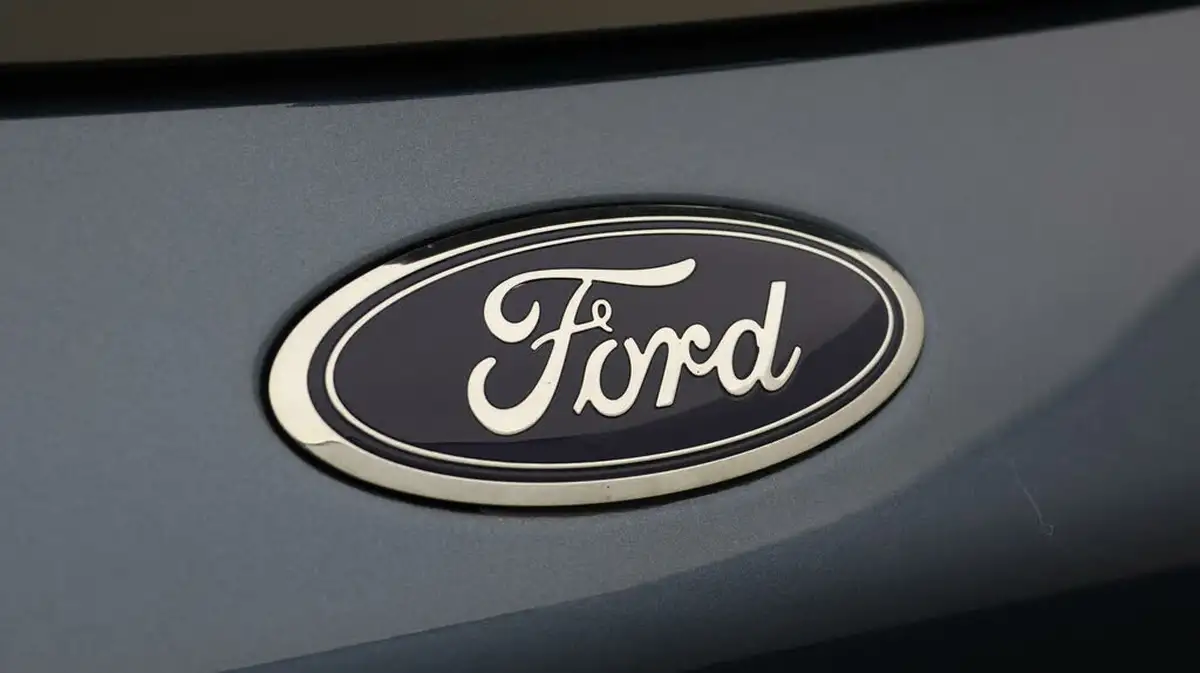 2024-ford-kuga-25t-black-package-edition-190ps-fhev-big-19