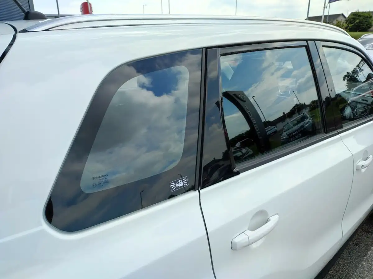 2020-suzuki-vitara-14-boosterjet-sz4-big-25