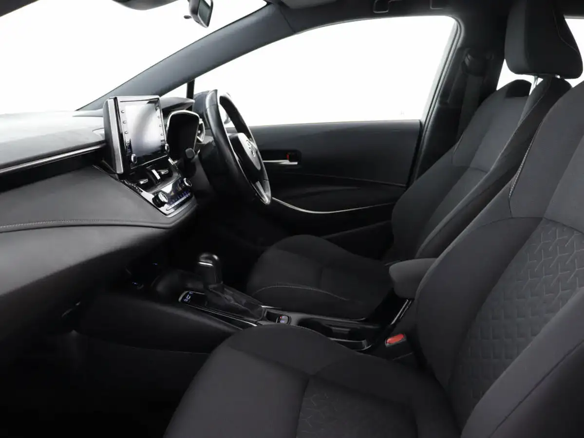 2021-toyota-corolla-18-vvt-i-icon-spare-wheel-touring-sports-5d-big-30