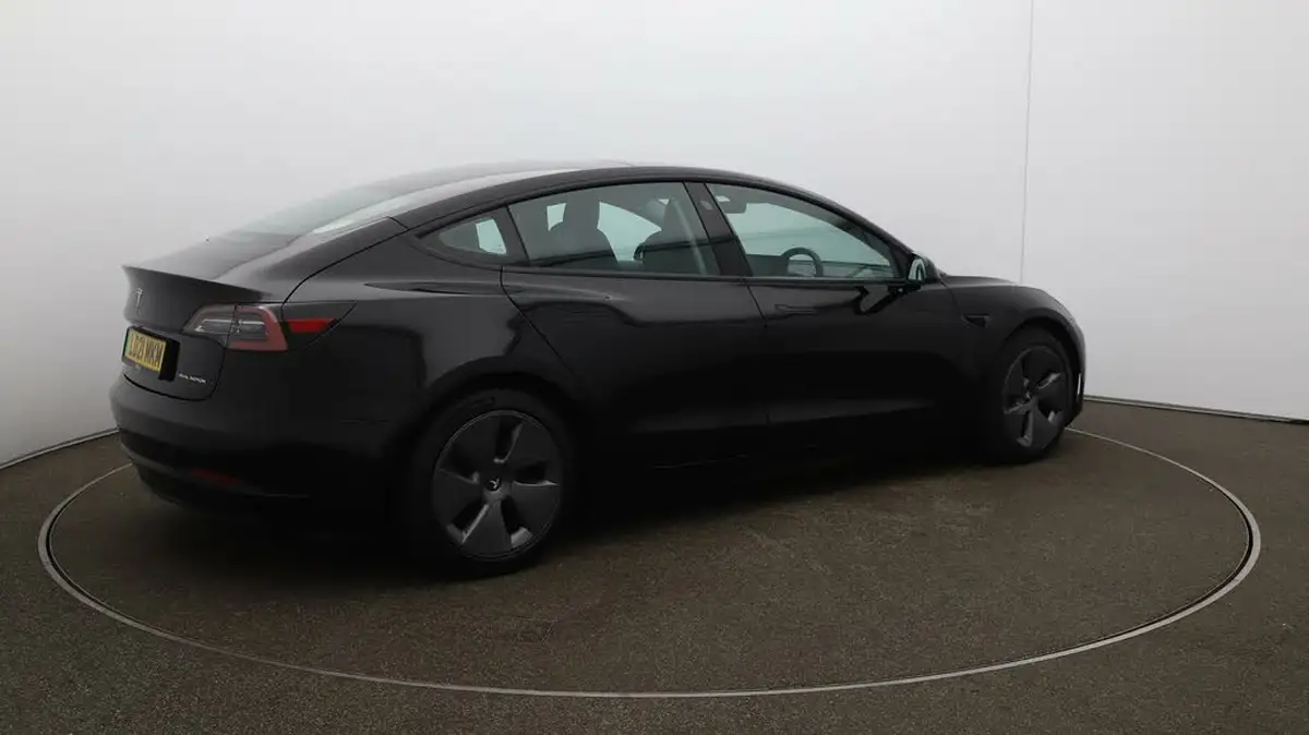 2021-tesla-model-3-e-long-range-4x4-big-43