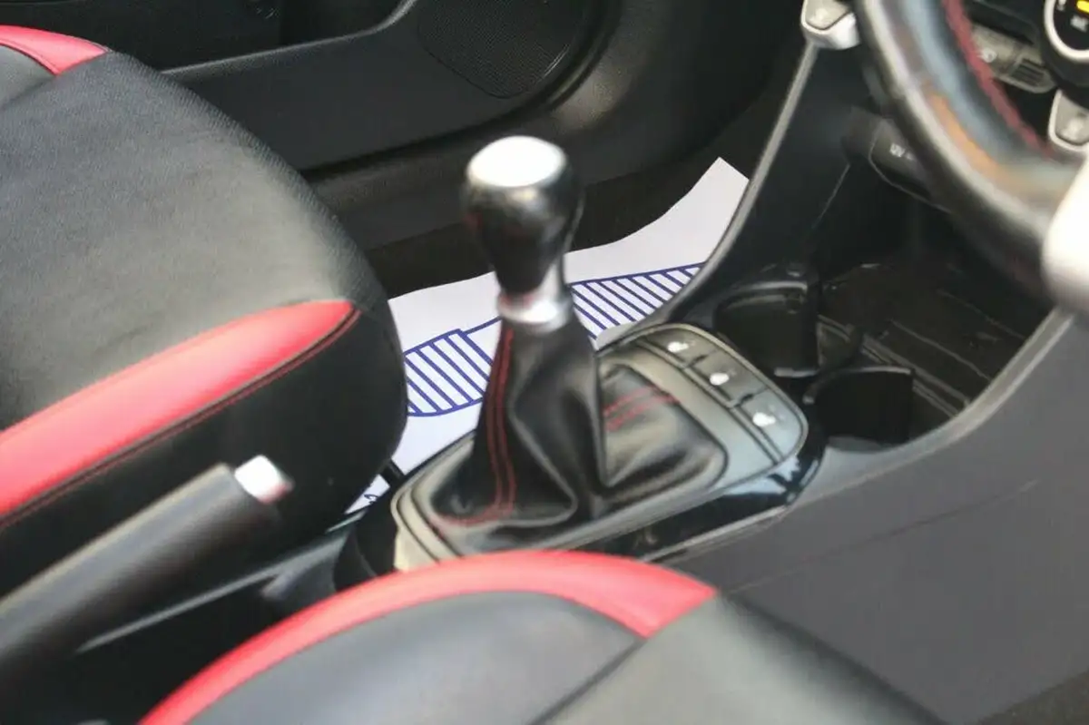 2017-kia-picanto-125-gt-line-s-big-33
