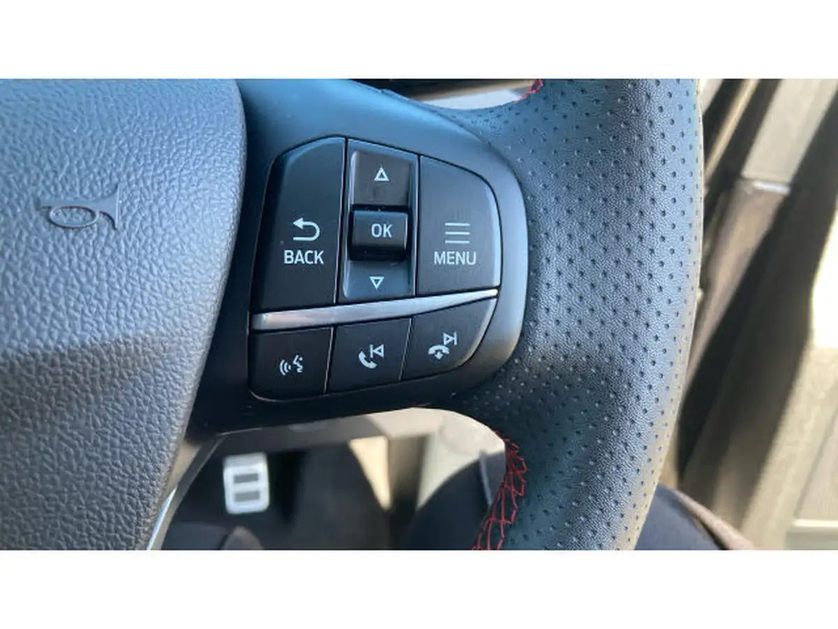 2022-ford-kuga-15t-st-line-edition-big-40