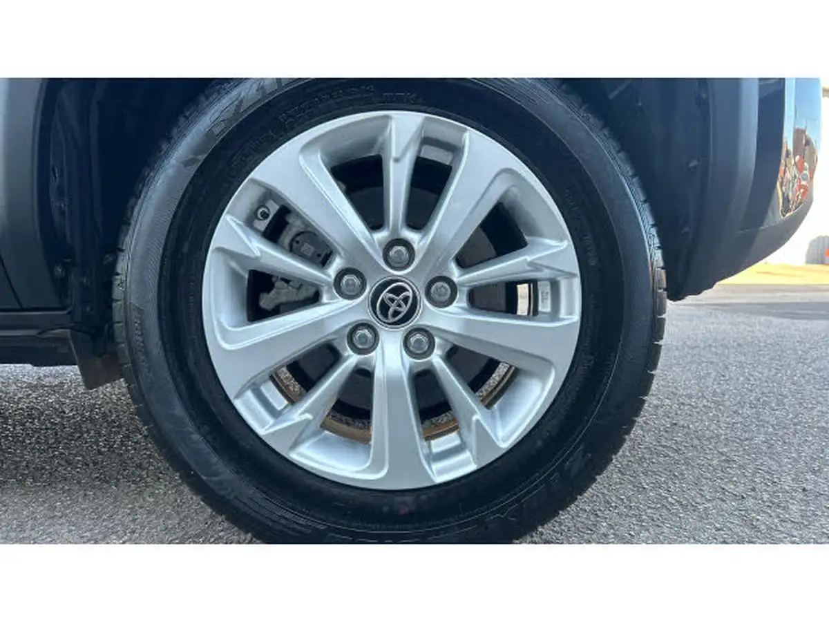 2022-toyota-yaris-cross-15-vvt-i-icon-big-17