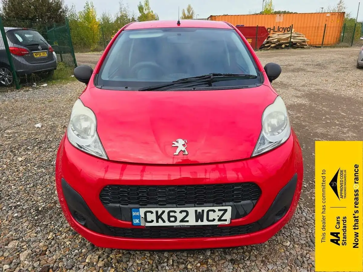 2013-peugeot-107-10-access-big-1