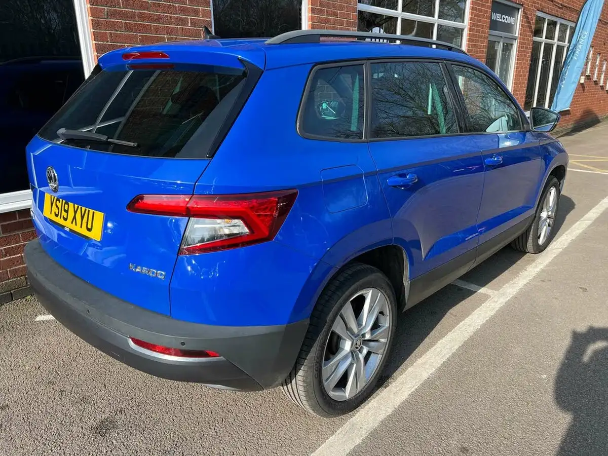 2019-skoda-karoq-16tdi-se-technology-dsg-big-4