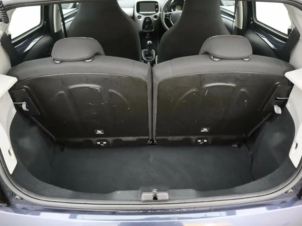 2018-citroen-c1-10-vti-feel-68ps-5d-big-6