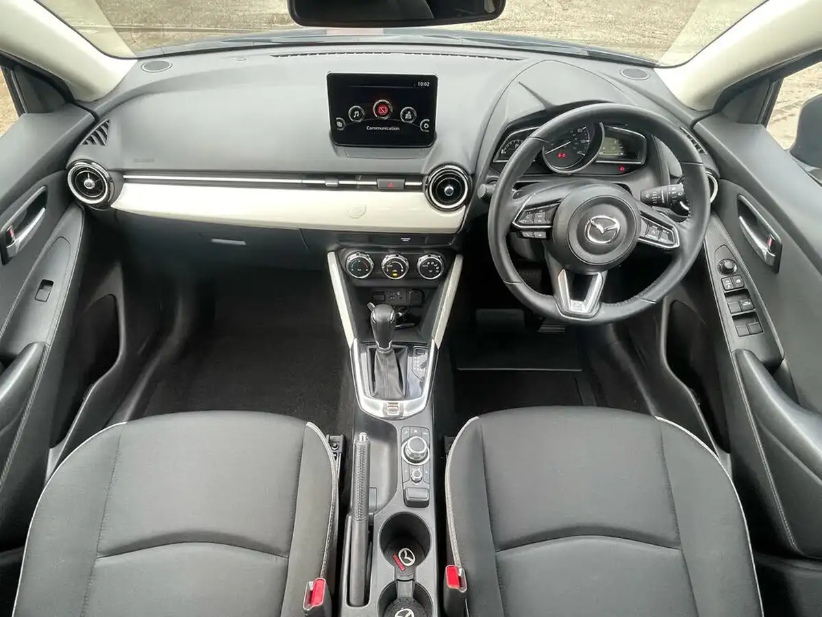2023-mazda-mazda2-15-skyactiv-g-exclusive-line-big-18