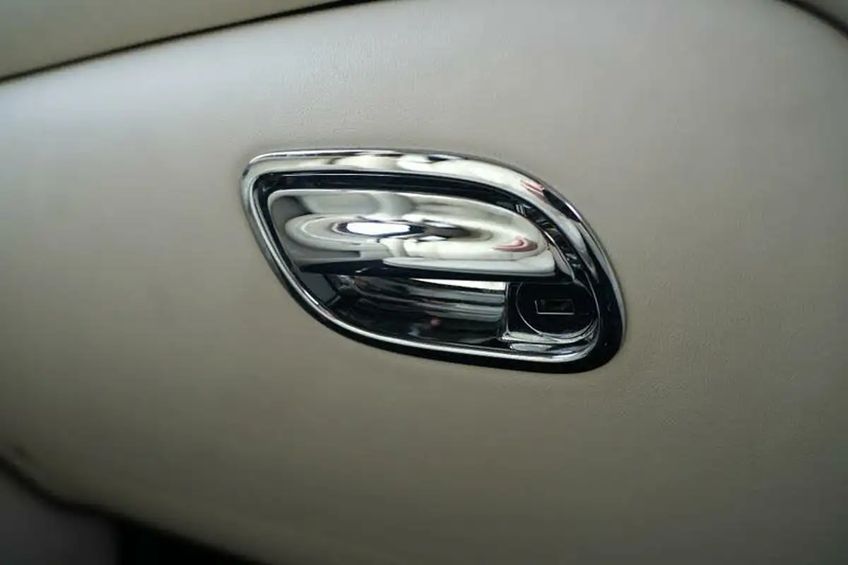 2019-bentley-mulsanne-big-53