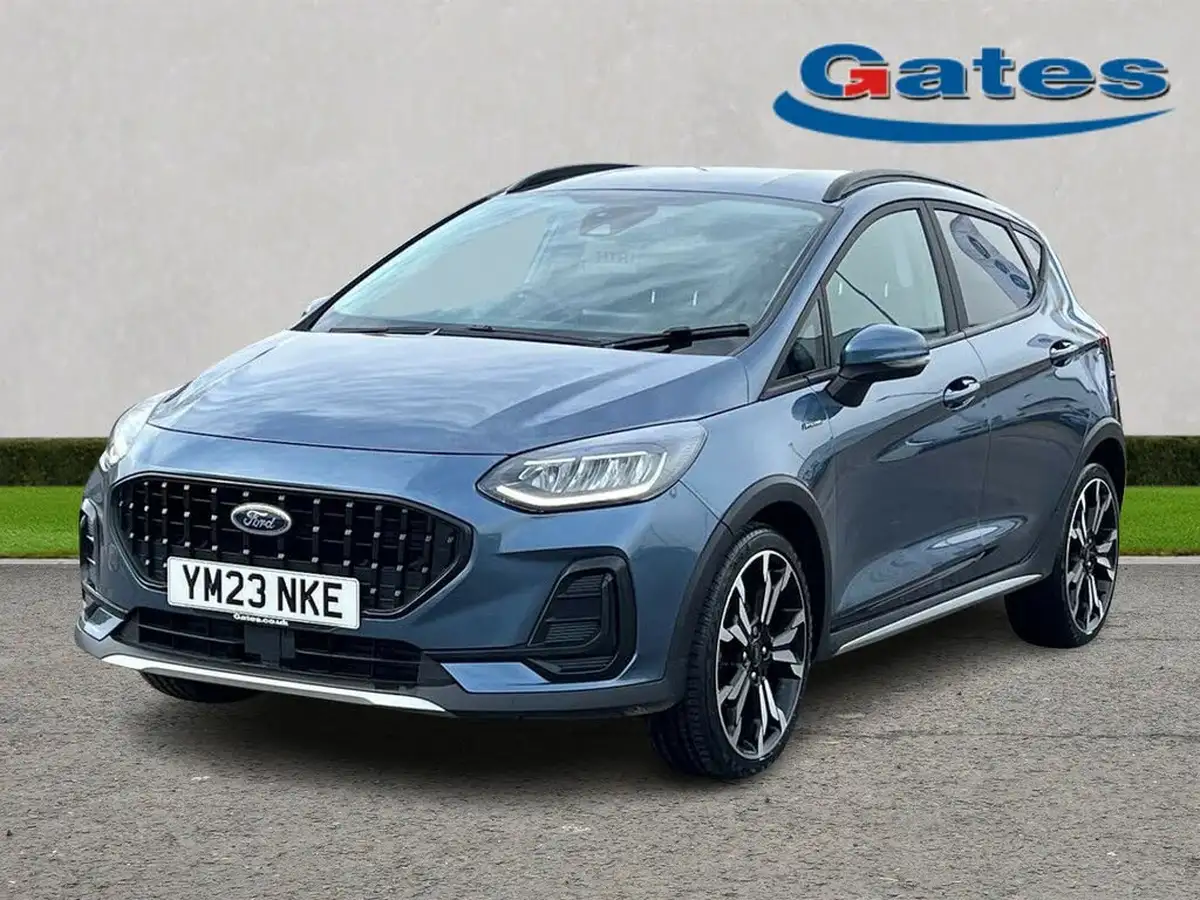2023-ford-fiesta-big-2
