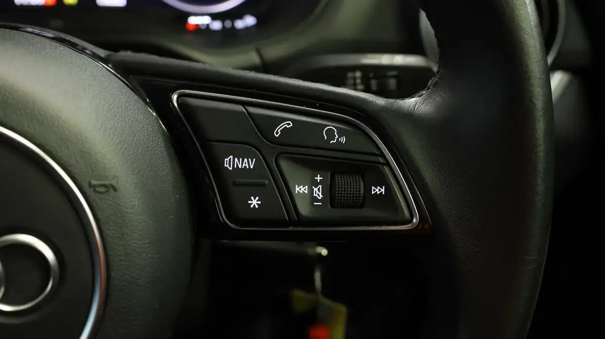 2021-audi-q2-15-35-tfsi-sport-s-tronic-big-23