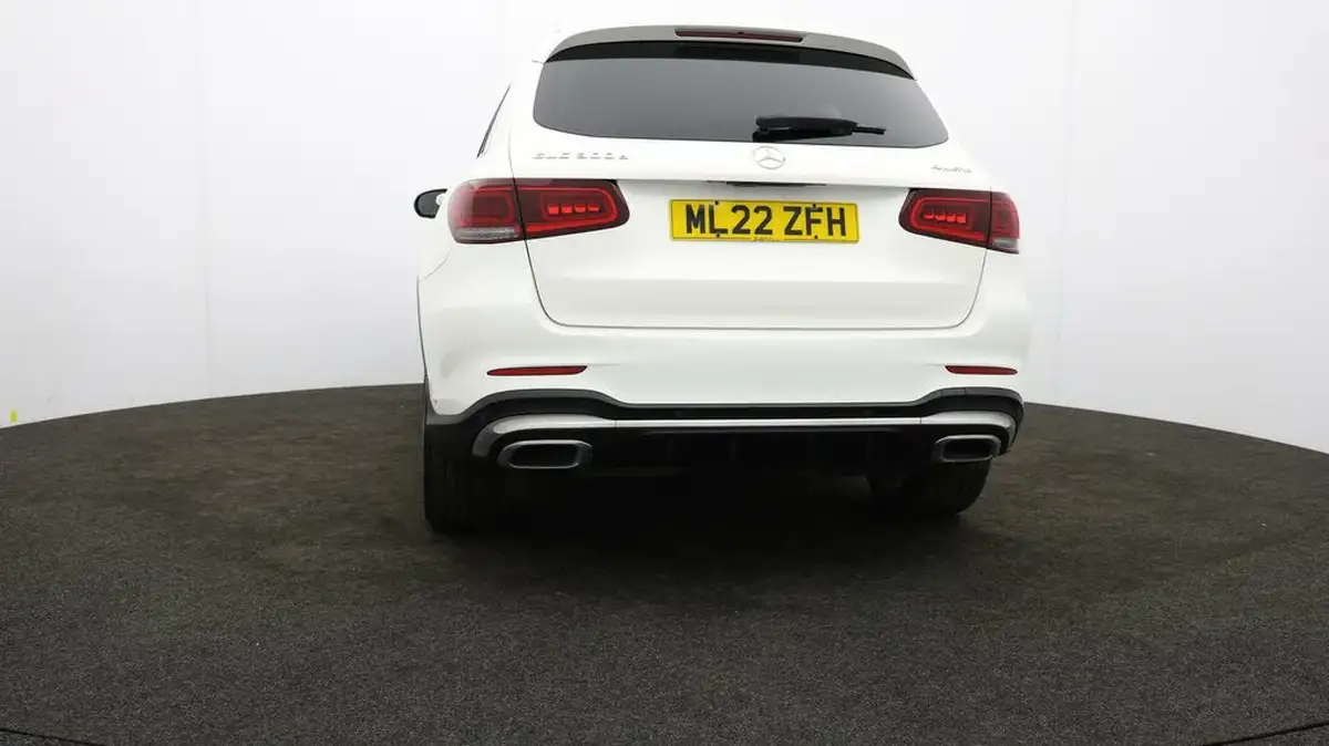 2022-mercedes-benz-glc-class-20d-glc300d-amg-line-premium-plus-245ps-station-wagon-5d-1950cc-big-36