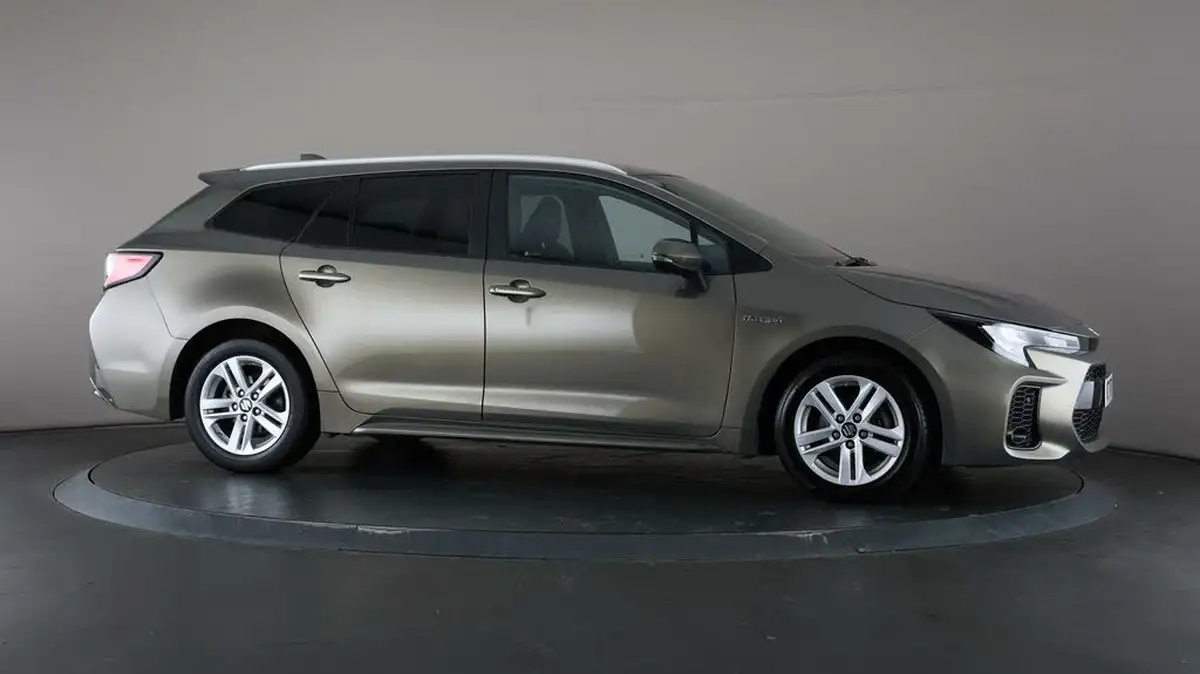 2022-suzuki-swace-18-sz-t-big-51