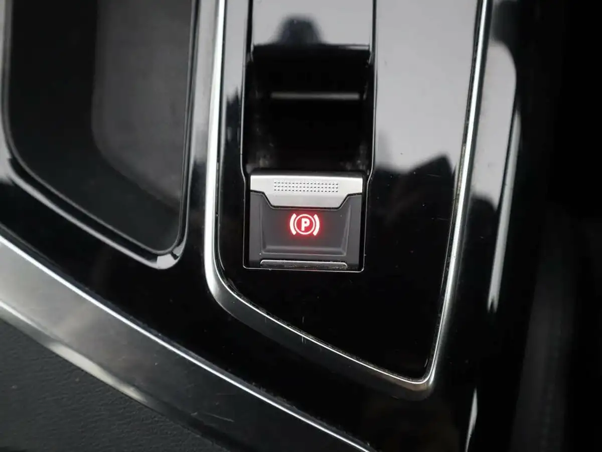 2023-peugeot-3008-suv-15-bluehdi-allure-premium-eat8-big-21
