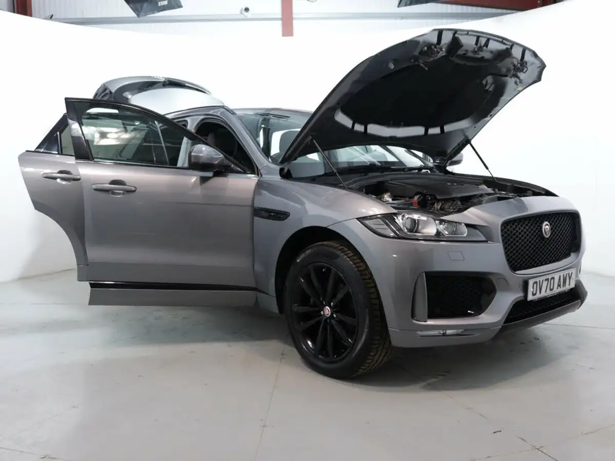 2020-jaguar-f-pace-20-i4d-chequered-flag-240ps-big-39