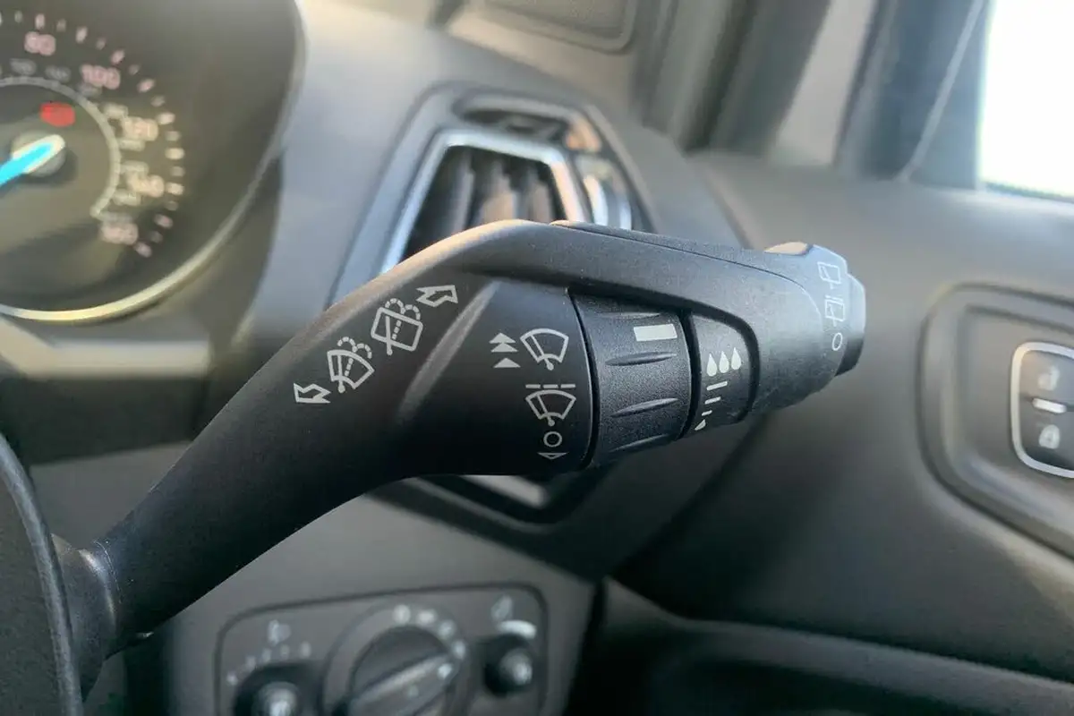 2018-ford-kuga-15tdci-st-line-x-big-30