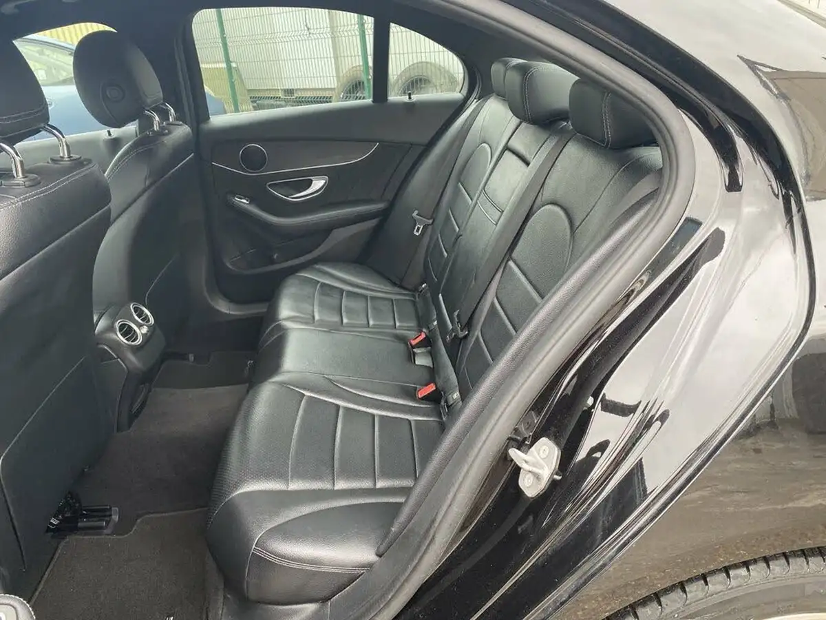 2016-mercedes-benz-c-class-21d-c220d-amg-line-170ps-ss-saloon-4d-auto-big-27
