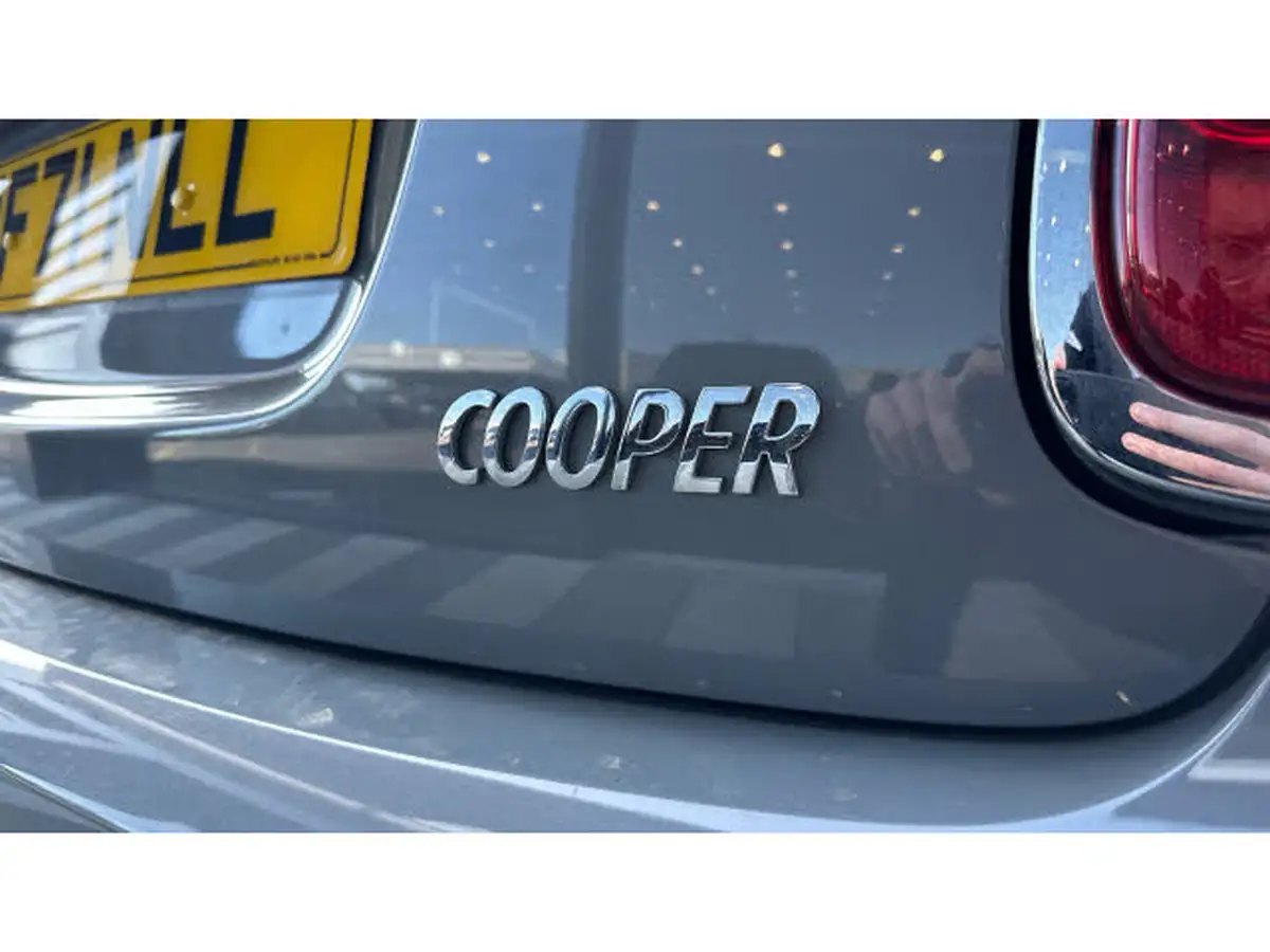 2021-mini-cooper-15-cooper-classic-hatchback-5d-big-44